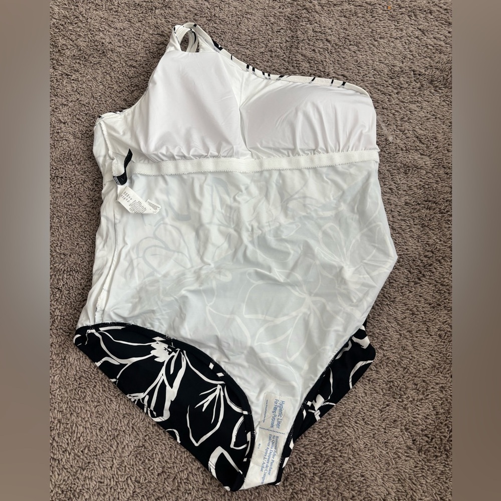 La Blanca Moonlit Silhouette One Shoulder Keyhole Swimsuit Size 22W - Picture 7 of 7